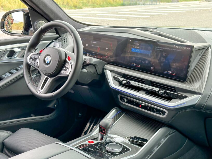 BMW XM interieur