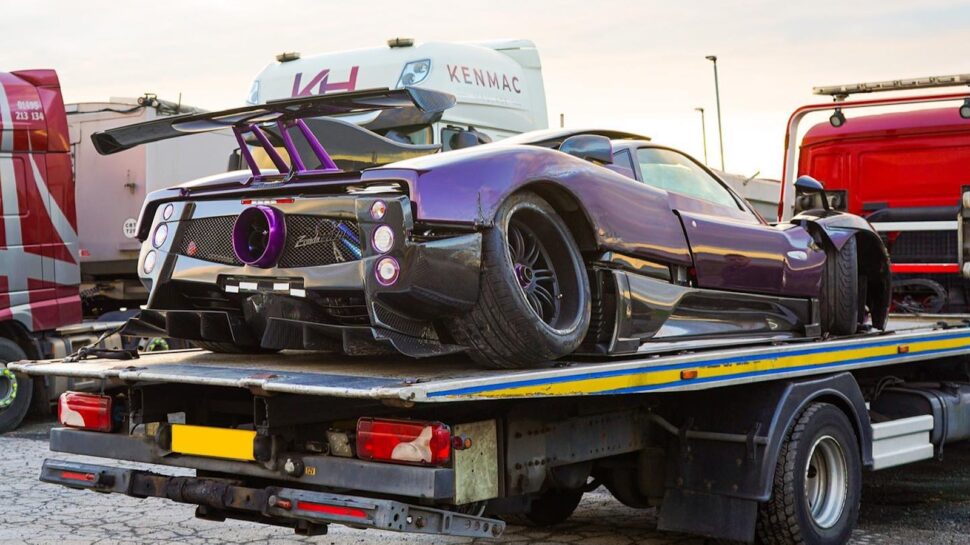Pagani Zonda 760LH, ex Lewis Hamilton, in de puinpoeier