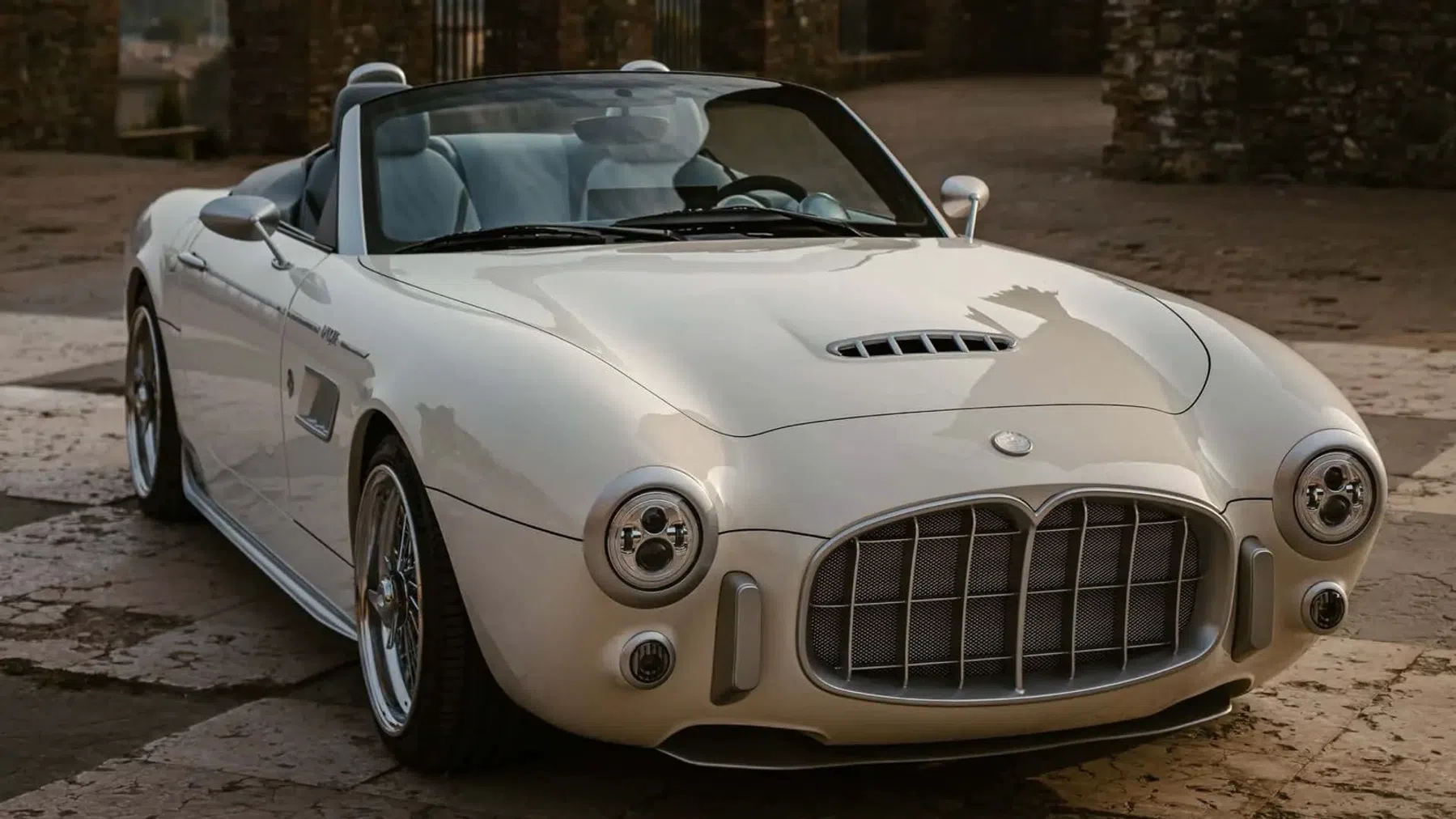 retro-roadster