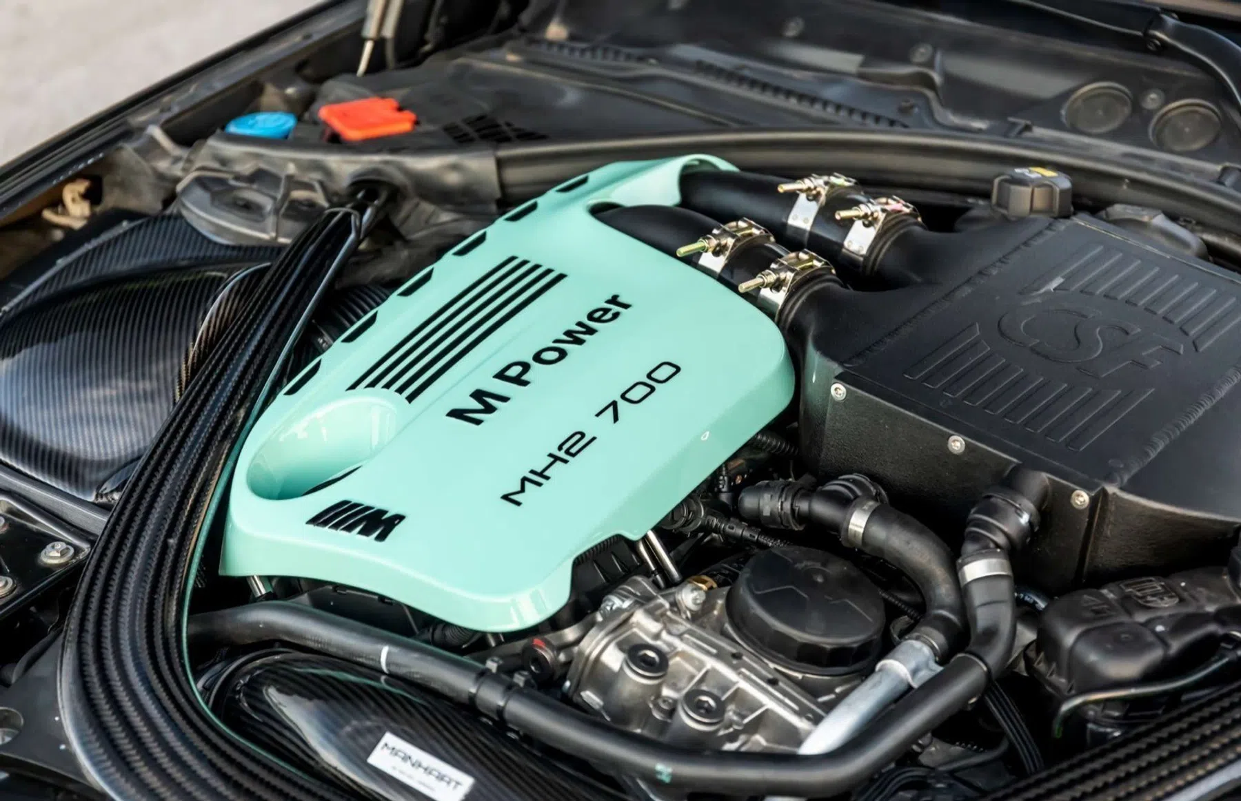 BMW M2 met mintgroene