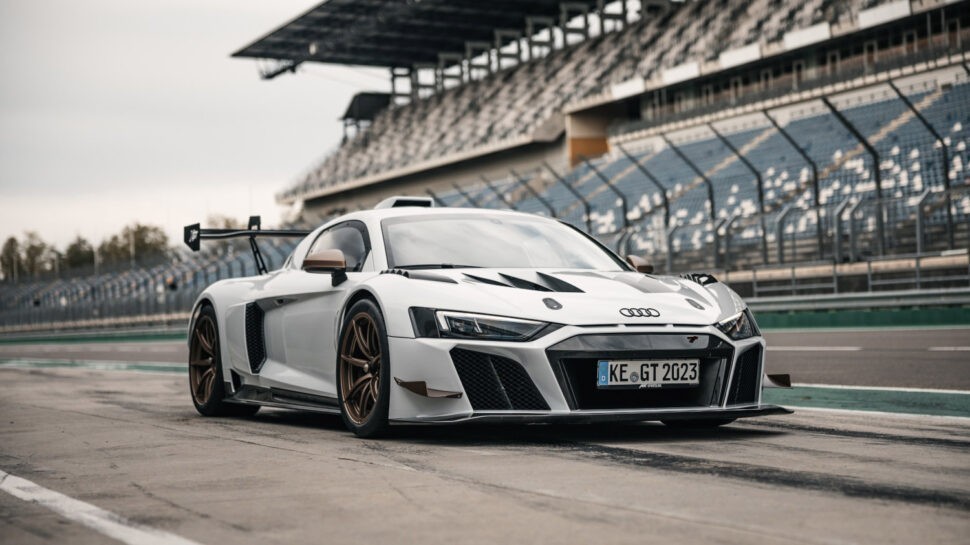 ABT maakt de Audi R8 GT2 straatlegaal
