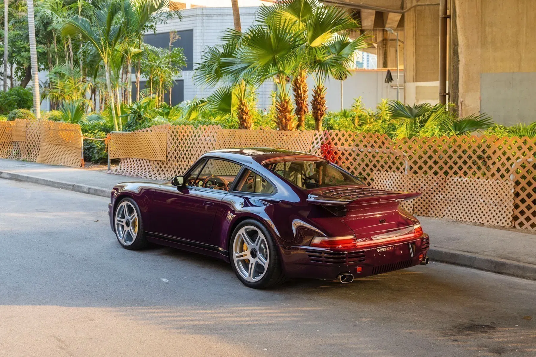 Paarse RUF CTR Anniversary