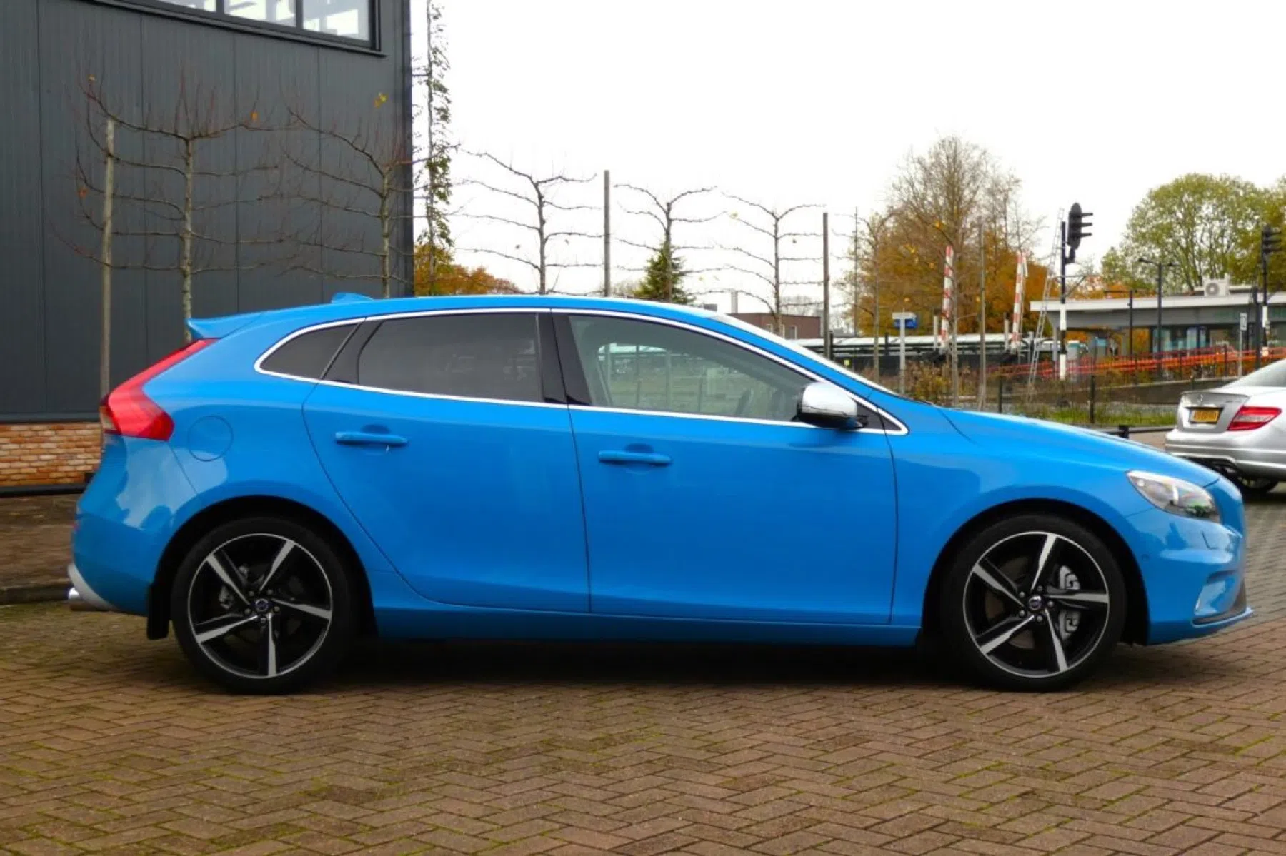 blauwe V40 vijfcilinder