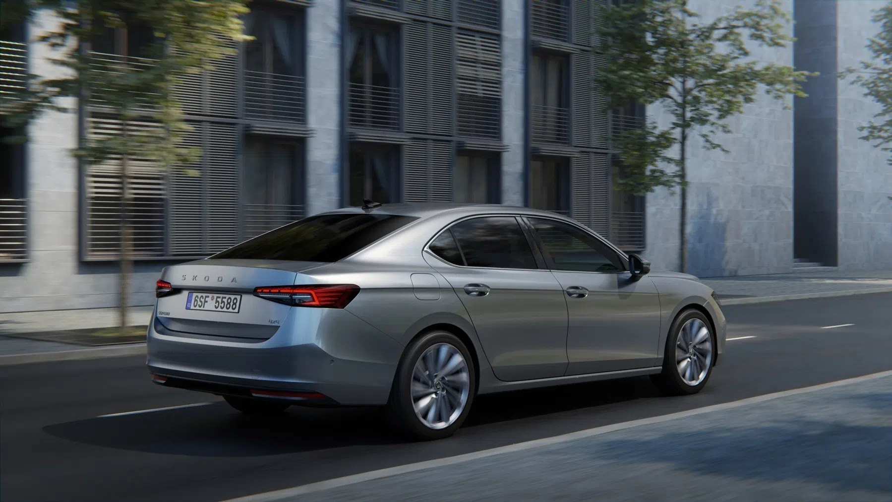 Gloednieuwe Skoda Superb 