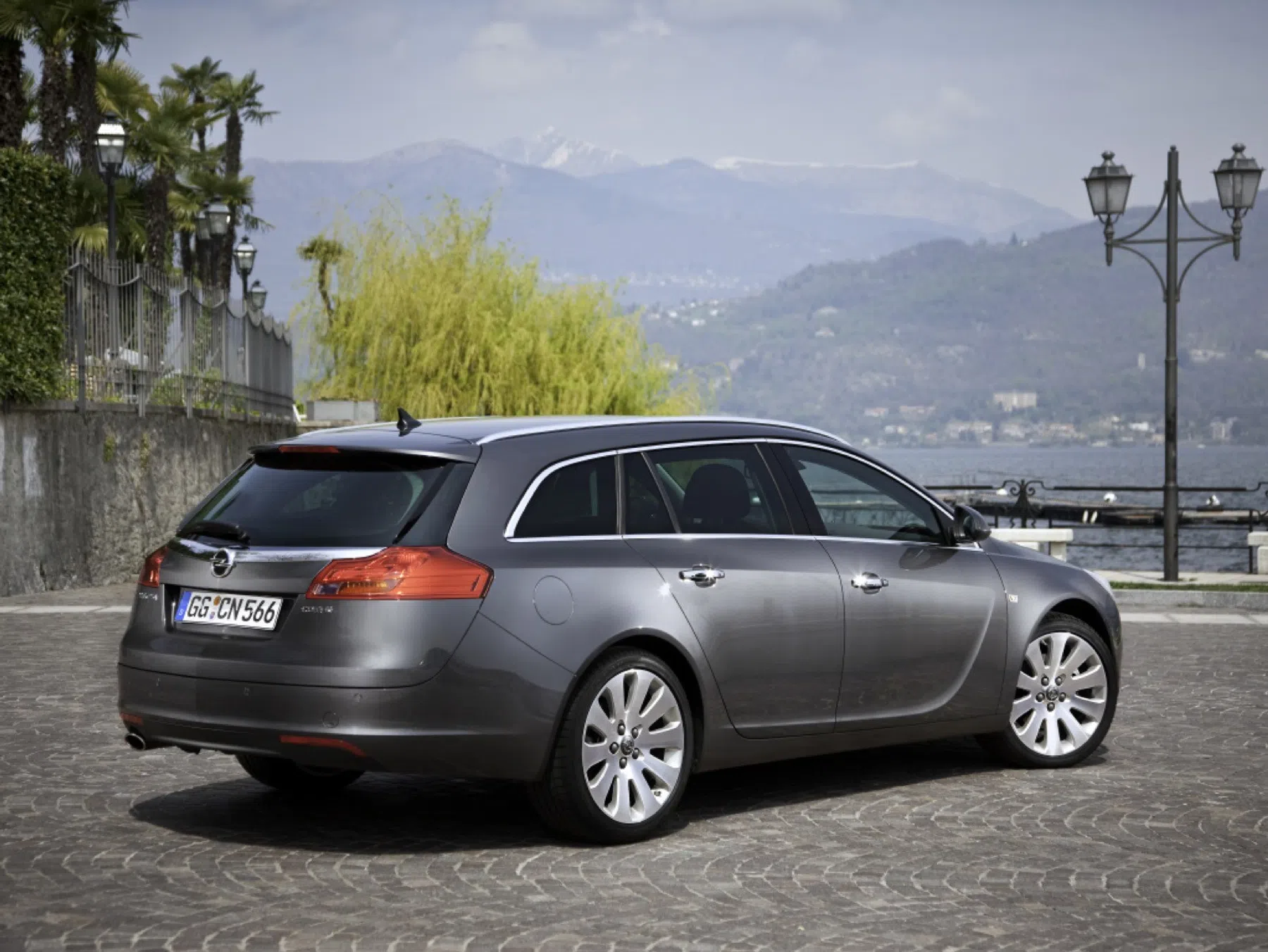 stationwagon met AWD en handbak 