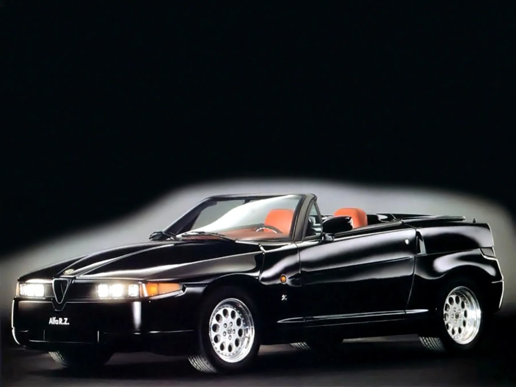 Ala Romeo Busso Busso V6: Geschiedenis en auto's die 'm hebben!