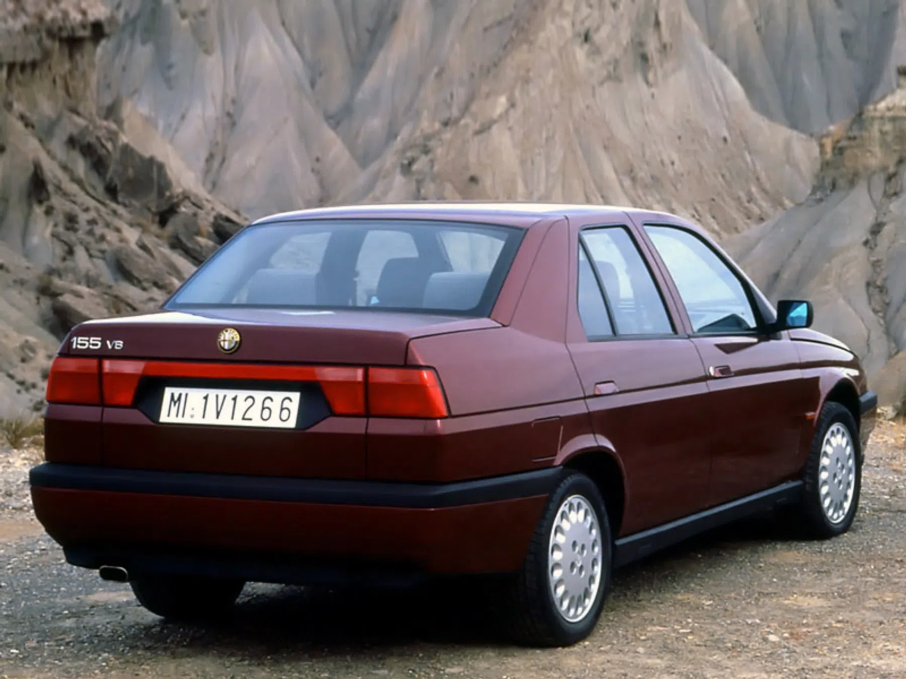 Ala Romeo Busso Busso V6: Geschiedenis en auto's die 'm hebben!
