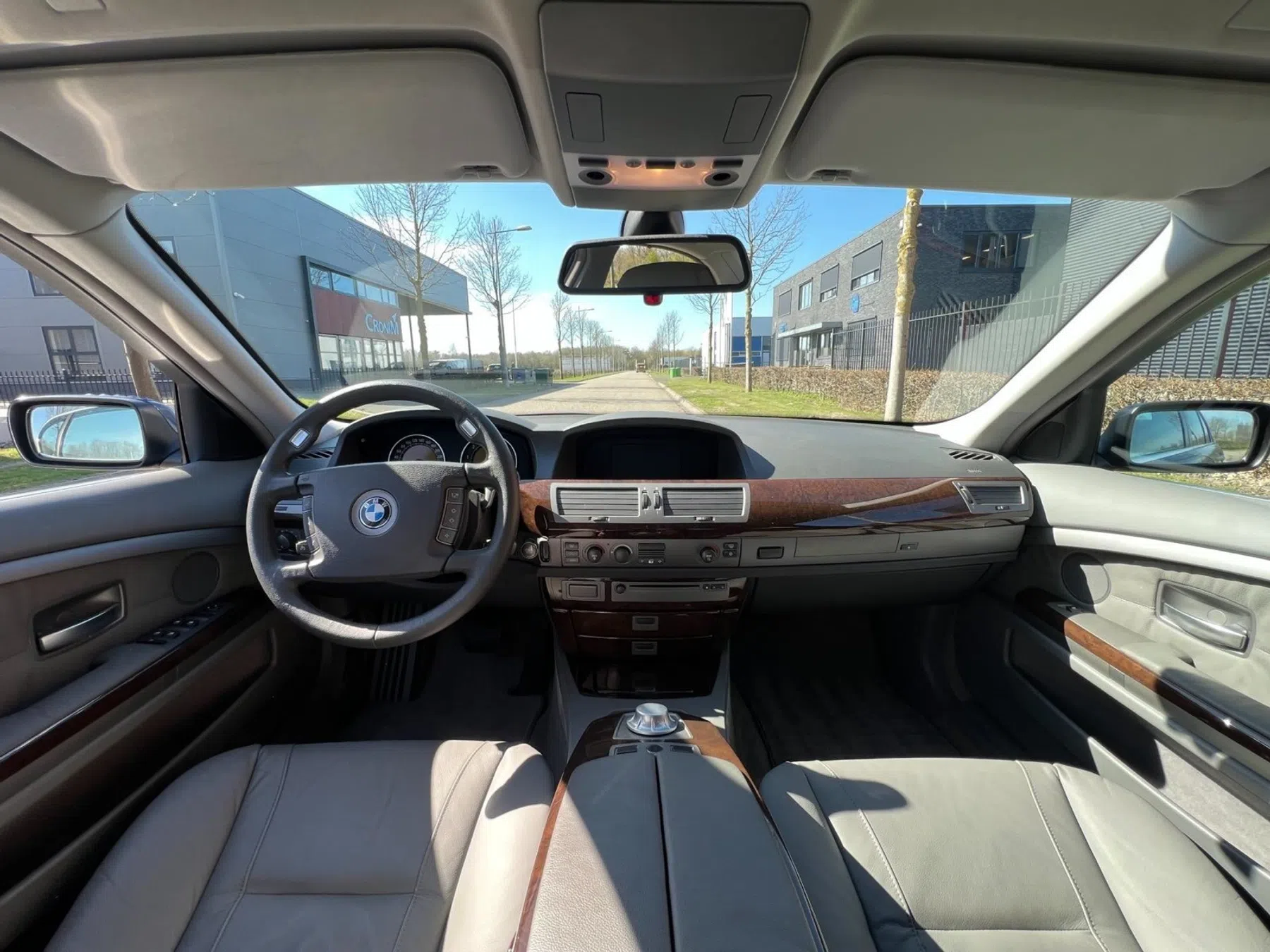 bijna nieuwe BMW 735i