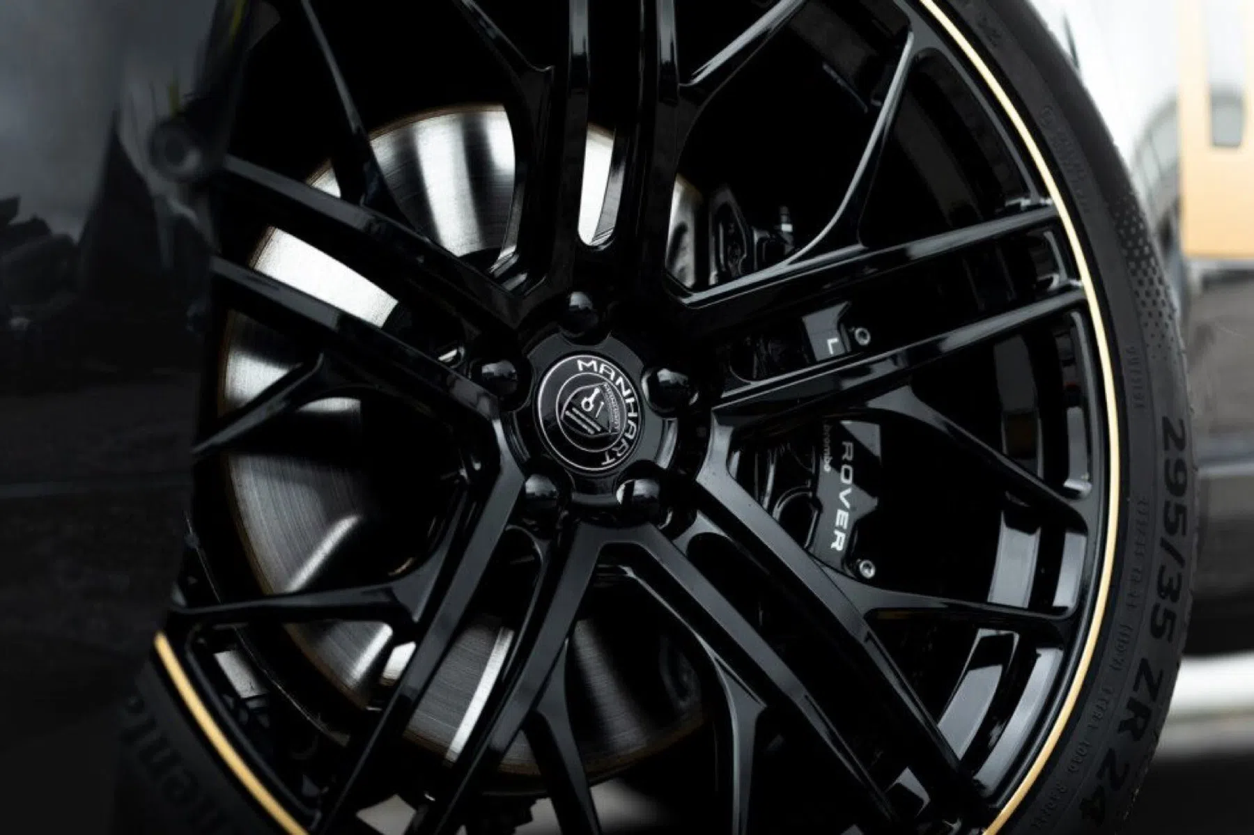 Raval Rv650 Toch fouter dan verwacht: Range Rover RV650 Edition 01/01