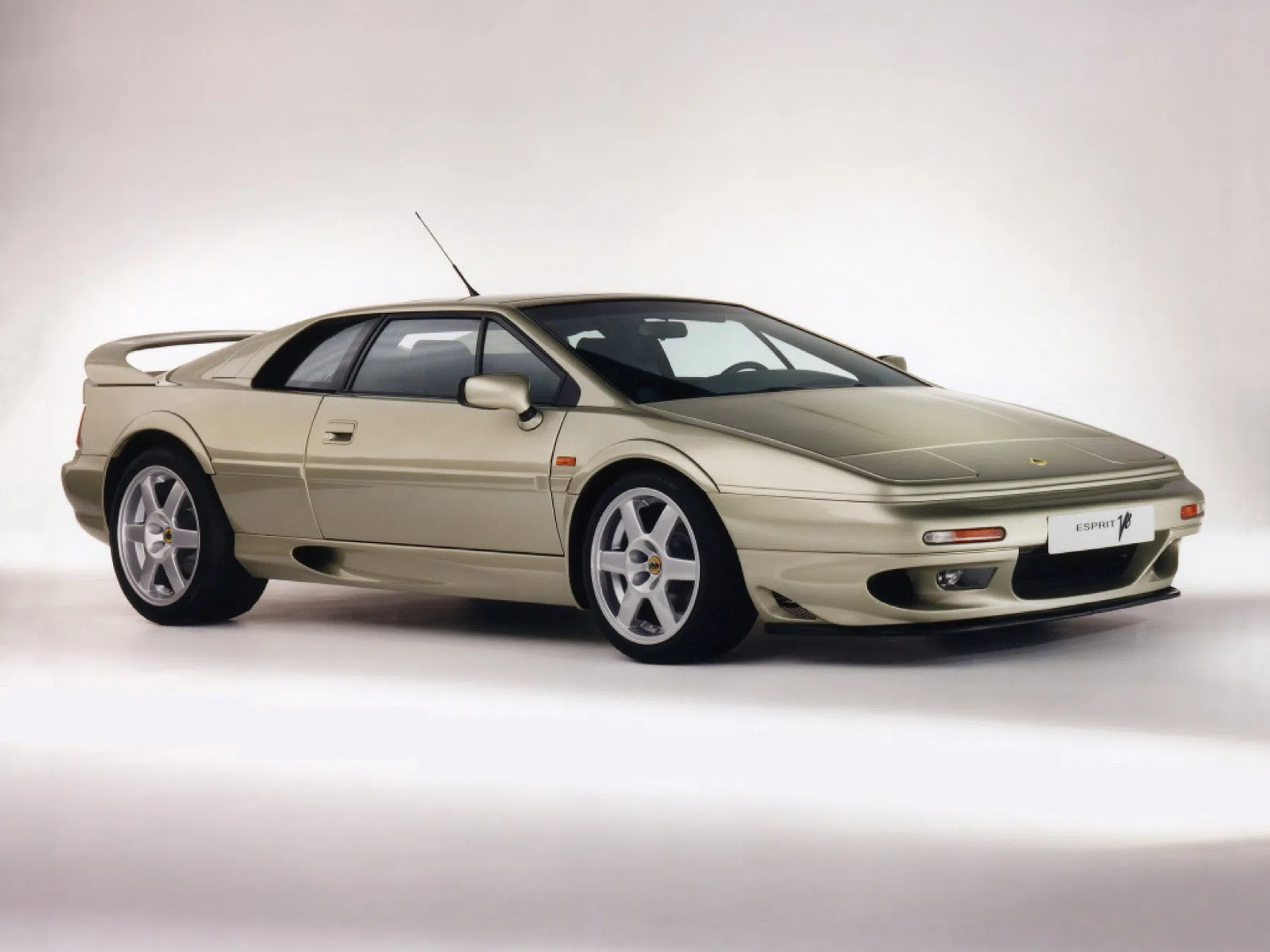 ingetogen supercars