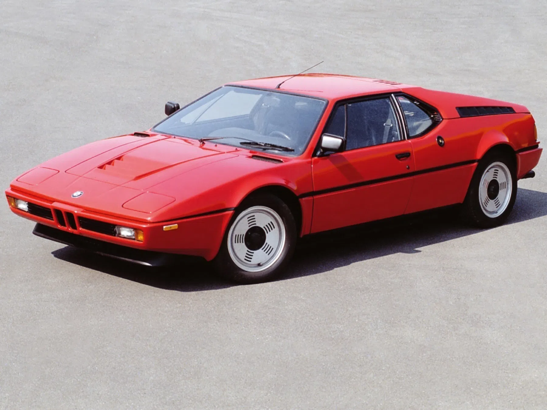 ingetogen supercars