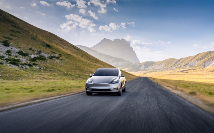 Tesla Model Y Longe Range RWD