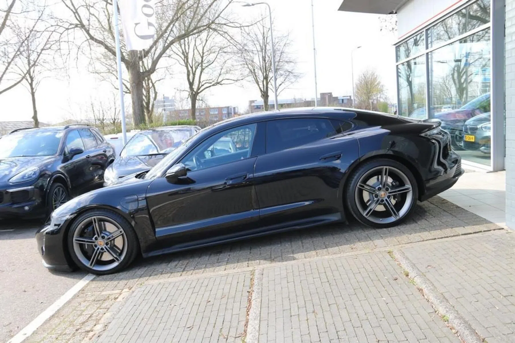 Goedkoopste Porsche Taycan