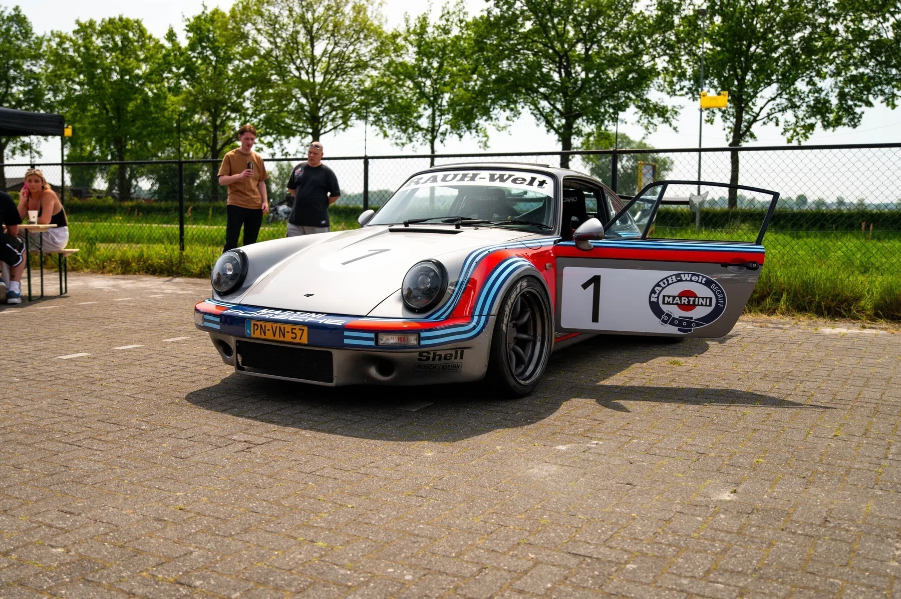 Porsche 964 Turbo RWB