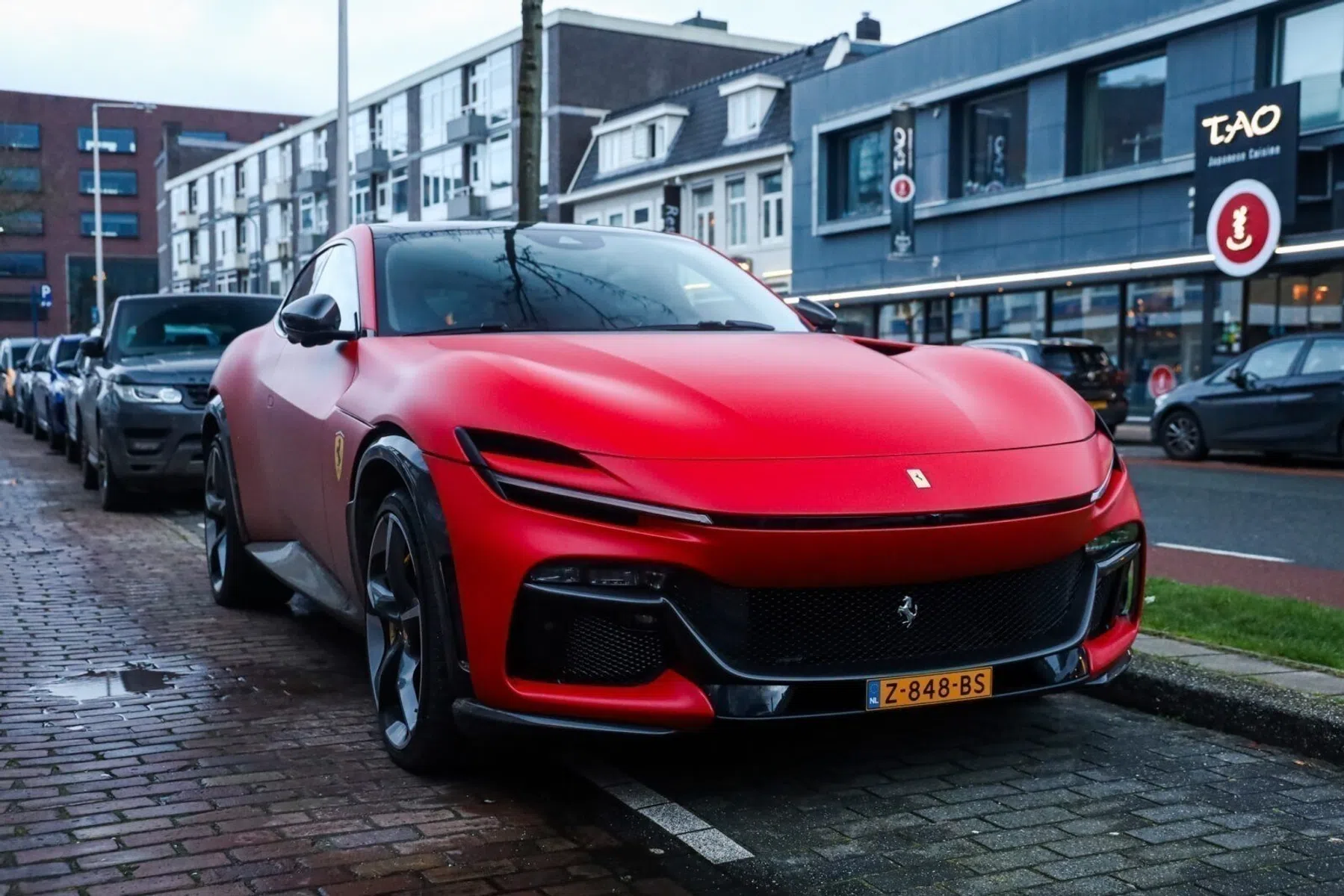autoverkoop hogere segment Q1 2024