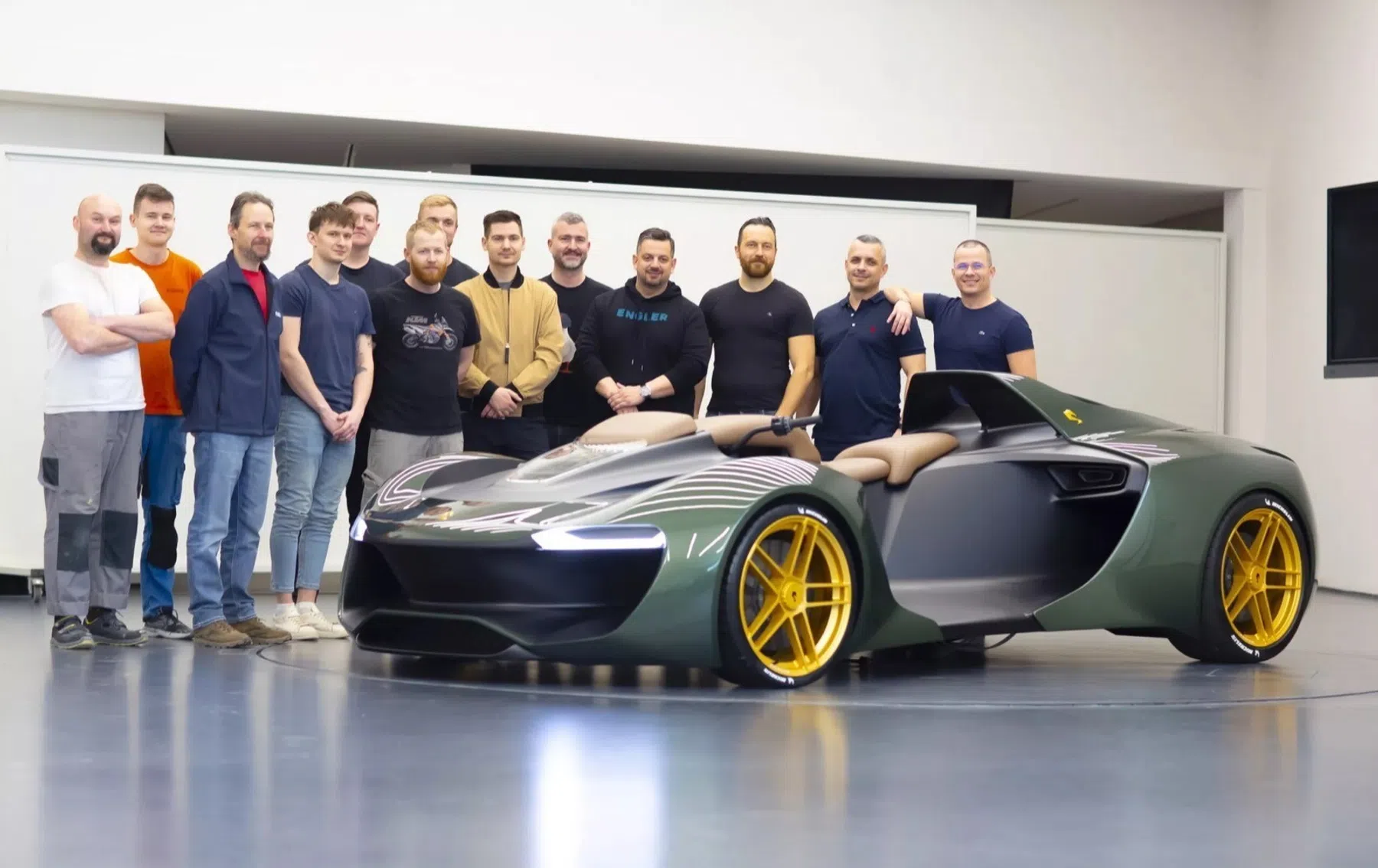 De V12 leeft
