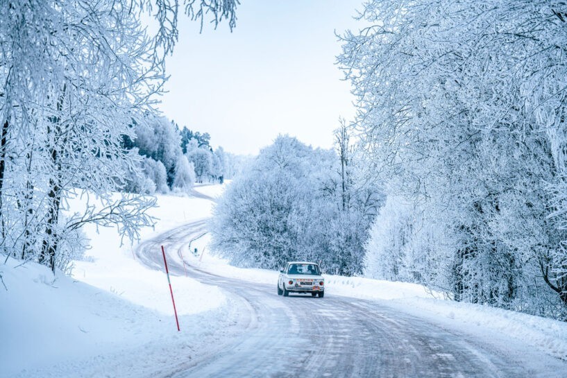Winter Rael Ice Road Rally: ga deze winter op avontuur met de auto