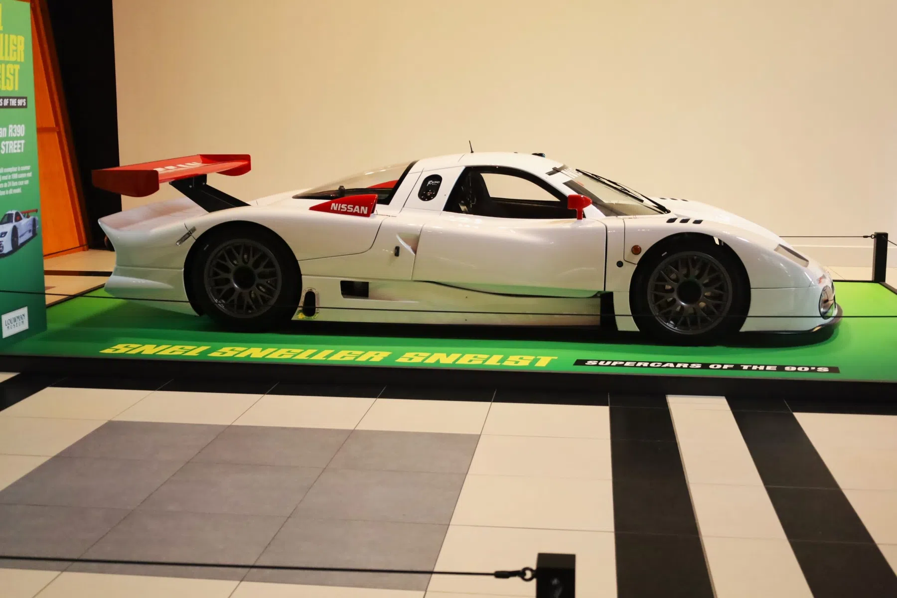 Nissan R390