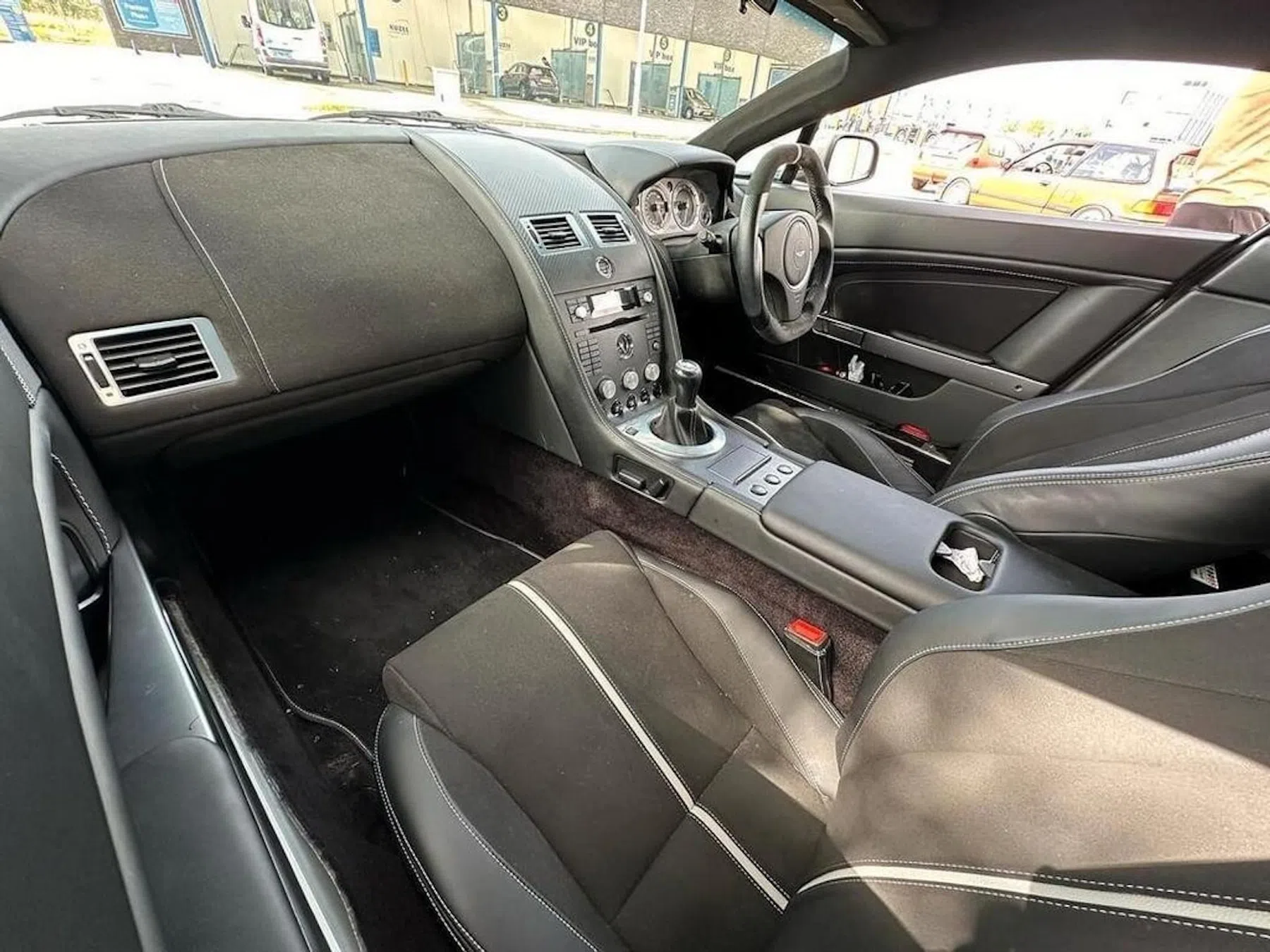 Aston Martin Vantage Marktplaats
