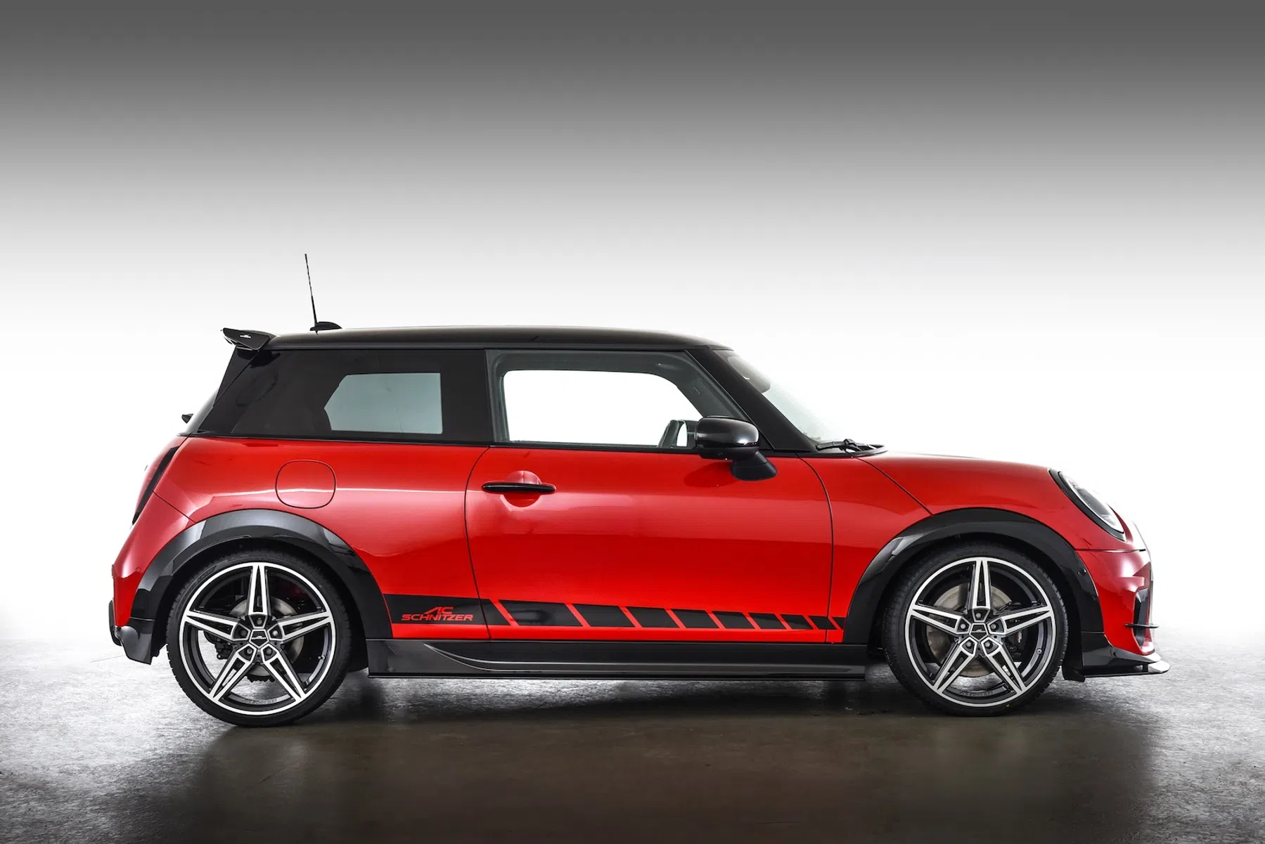 Nieuwe MINI knapt lekker op dankzij AC Schnitzer
