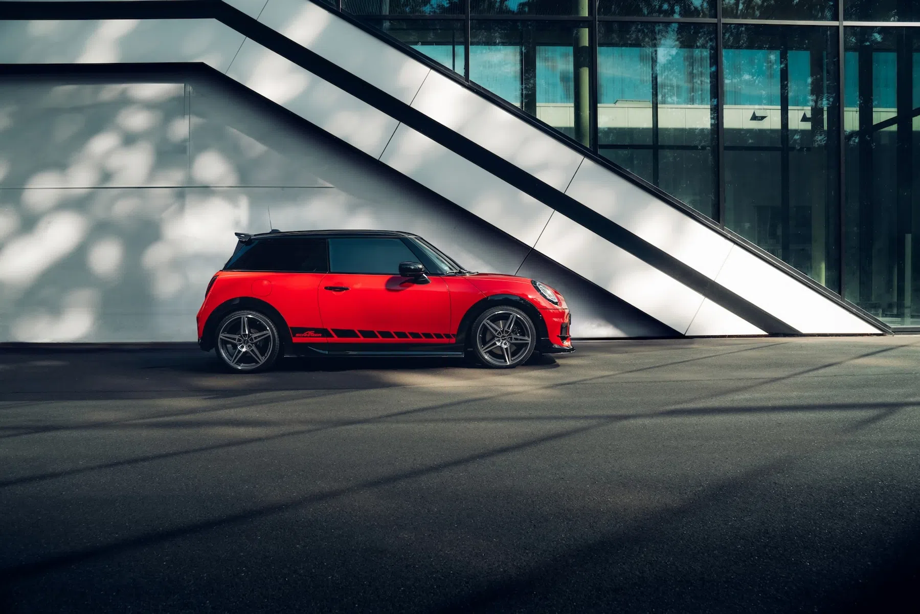 Nieuwe MINI knapt lekker op dankzij AC Schnitzer