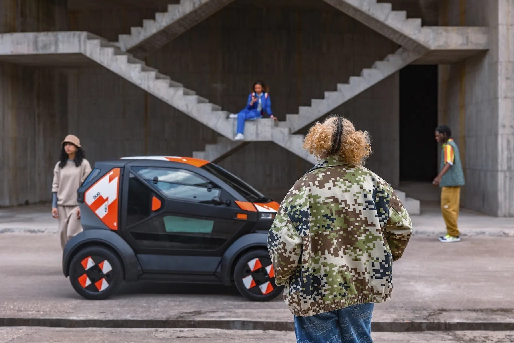 Lambo Rv Duo Set De Renault Twizy met Lambo-deuren is terug, soort van