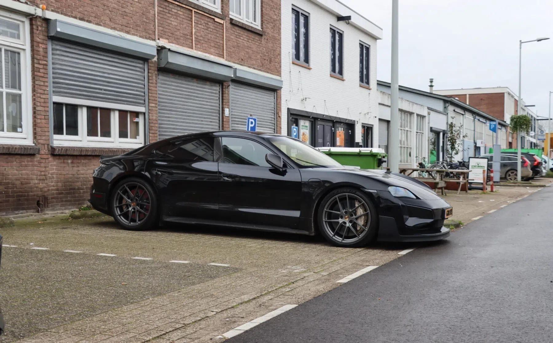 Porsche Taycan Turbo GT spot