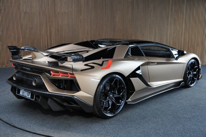 De Lamborghini Aventador SVJ van Mobicep