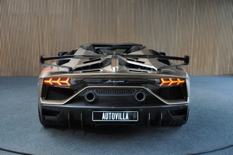 De Lamborghini Aventador SVJ van Mobicep