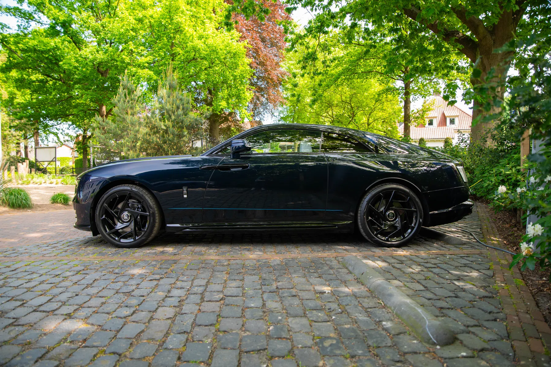 Rolls-Royce Spectre