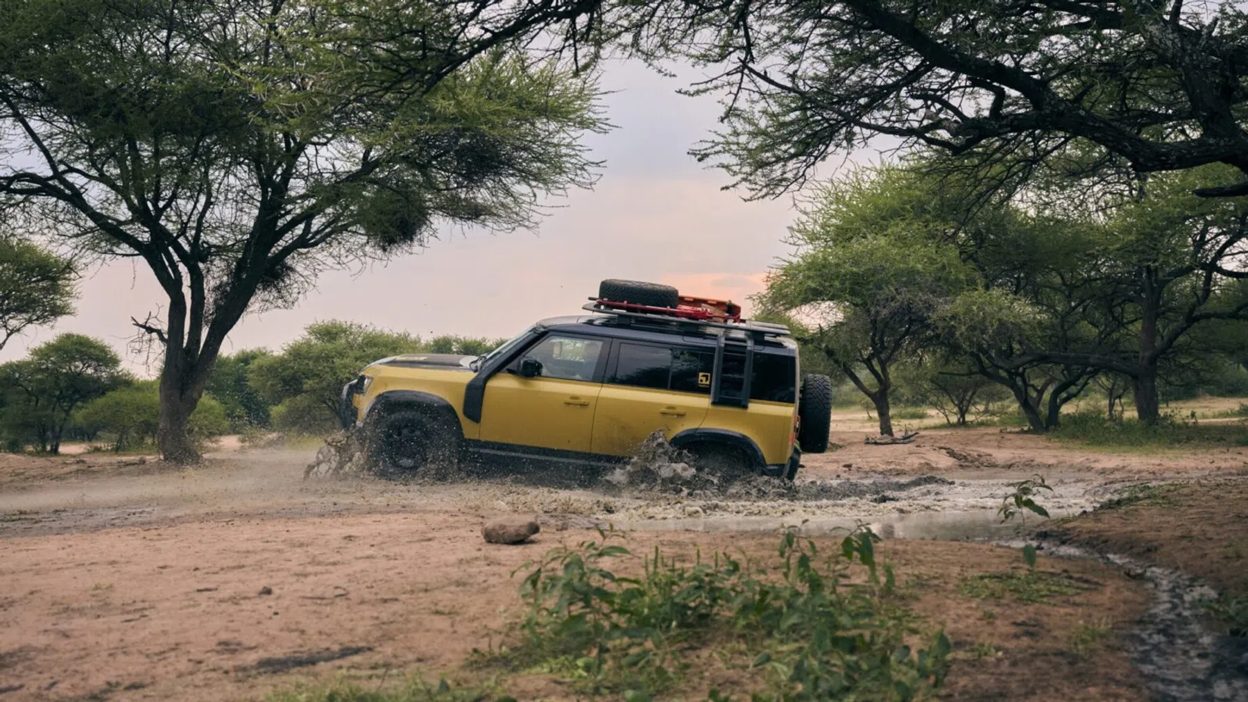 De Camel Trophy is terug- maar dan gezond