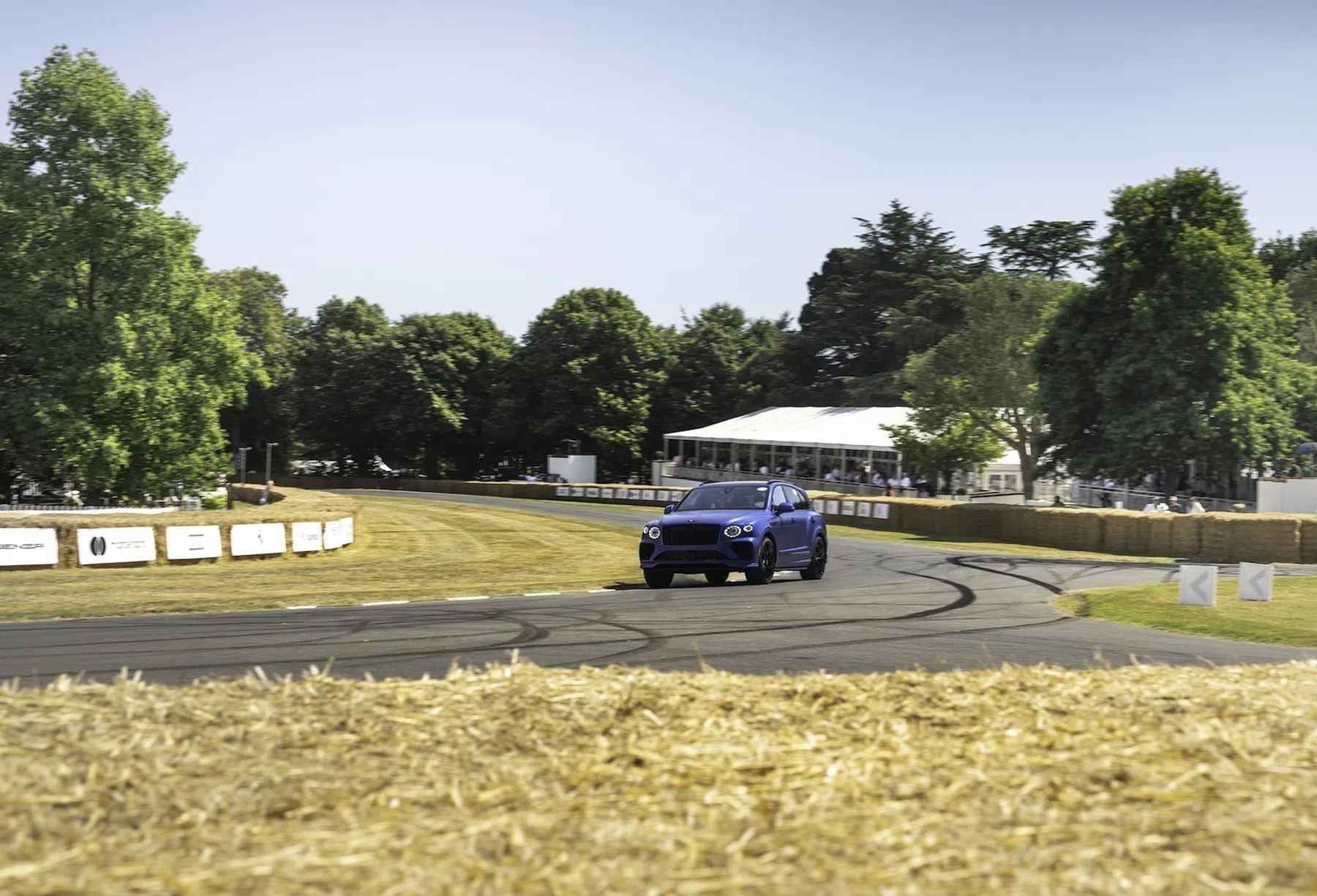 Bentley Bentayga speed record