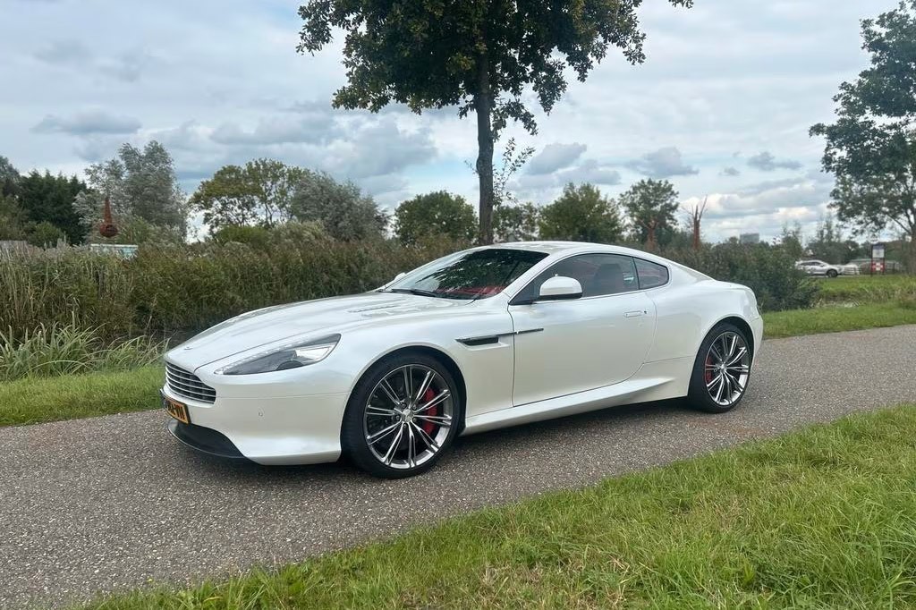 Aston Martin Virage op Marktplaats