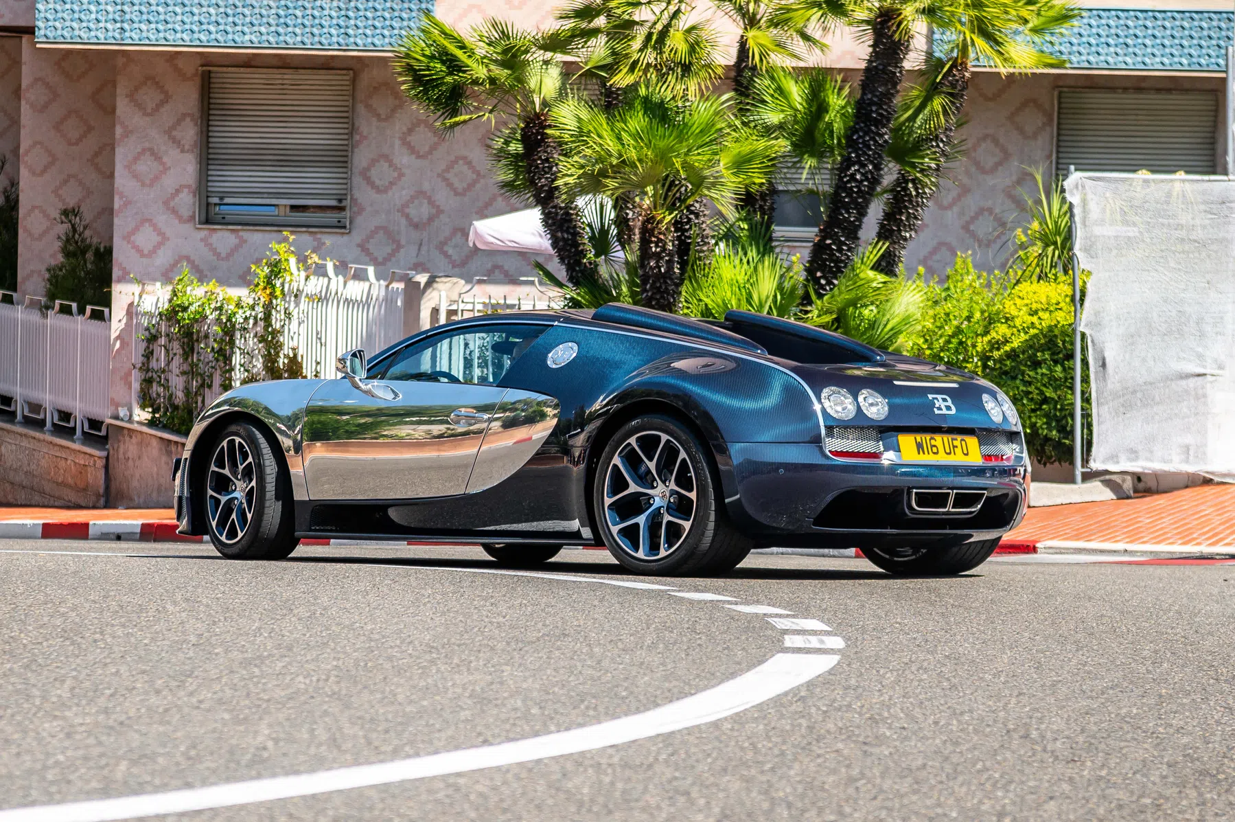 Bugatti UFO