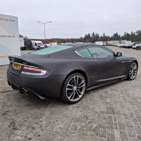 Aston Martin DBS Domeinen