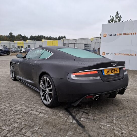 Aston Martin DBS Domeinen