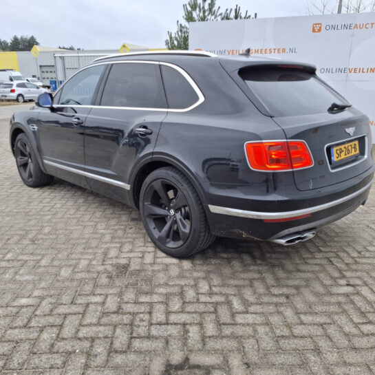Bentley Bentayga Ali B