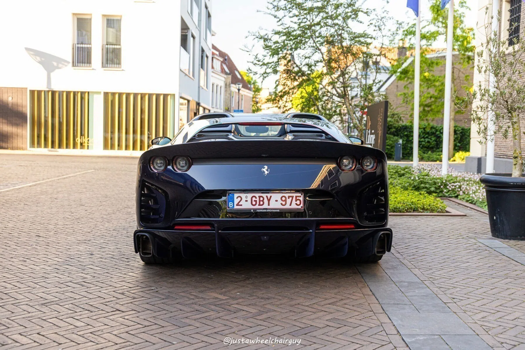 Ferrari 812 Competizione A
