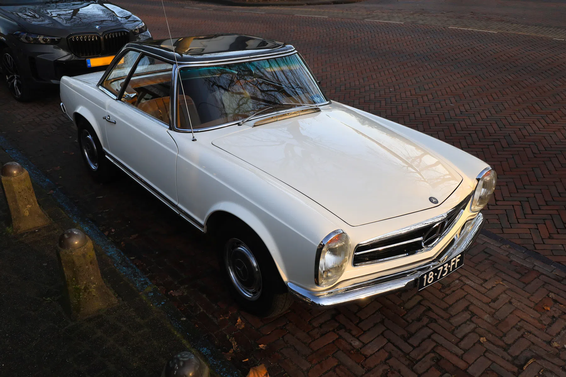 Mercedes-Benz 280SL