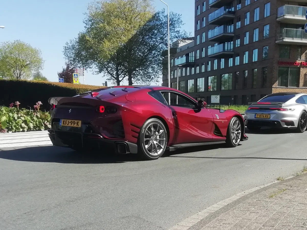 Ferrari 812 Competizione