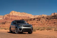 Thumbnail for article: USA roadtrip met een Range Rover Sport SVR