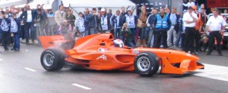Jos in een A1 GP-bolide