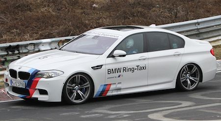 BMW M5 Ring-Taxi