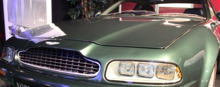 Aston Martin Virage Vantage 550