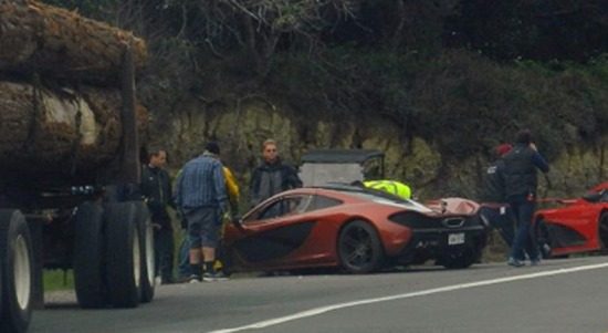 Macca P1 op filmset NFS
