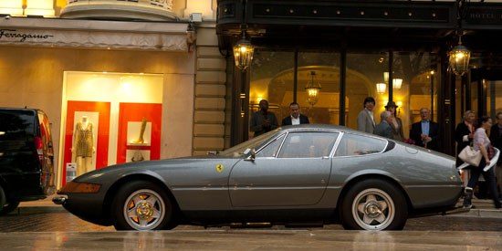 Ferrari 365 gtb 4
