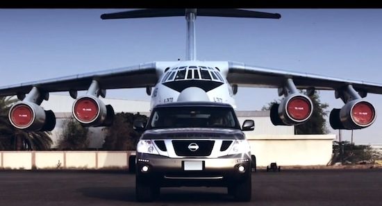 Nissan Patrol trekt een nieuw wereldrecord [video]
