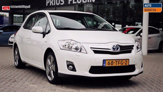 Toyota Auris Hybrid