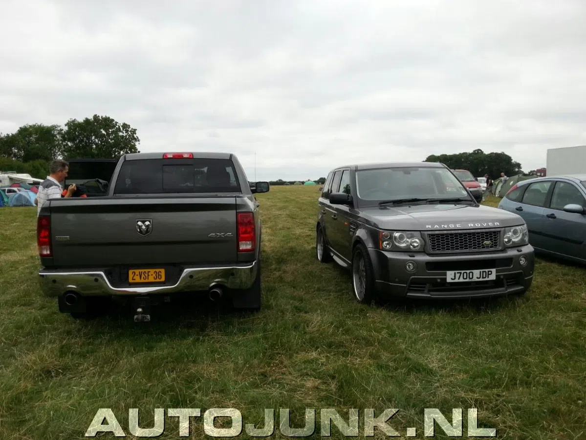 Doghe Range Rover dodge ram 1500 range rover sport combo