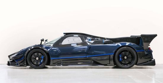 Pagani Zonda Revolucion blauw